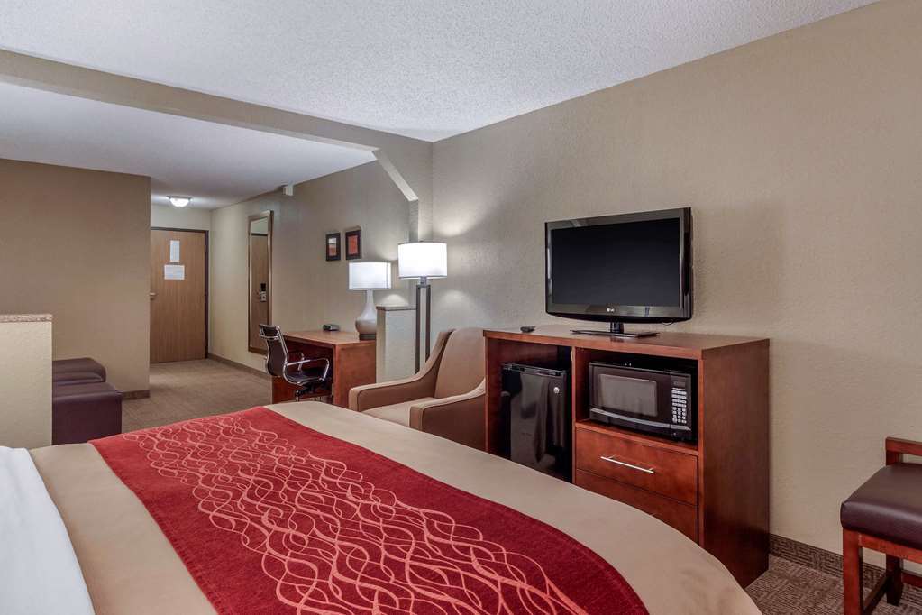 Comfort Inn & Suites Hays I-70 Kamer foto