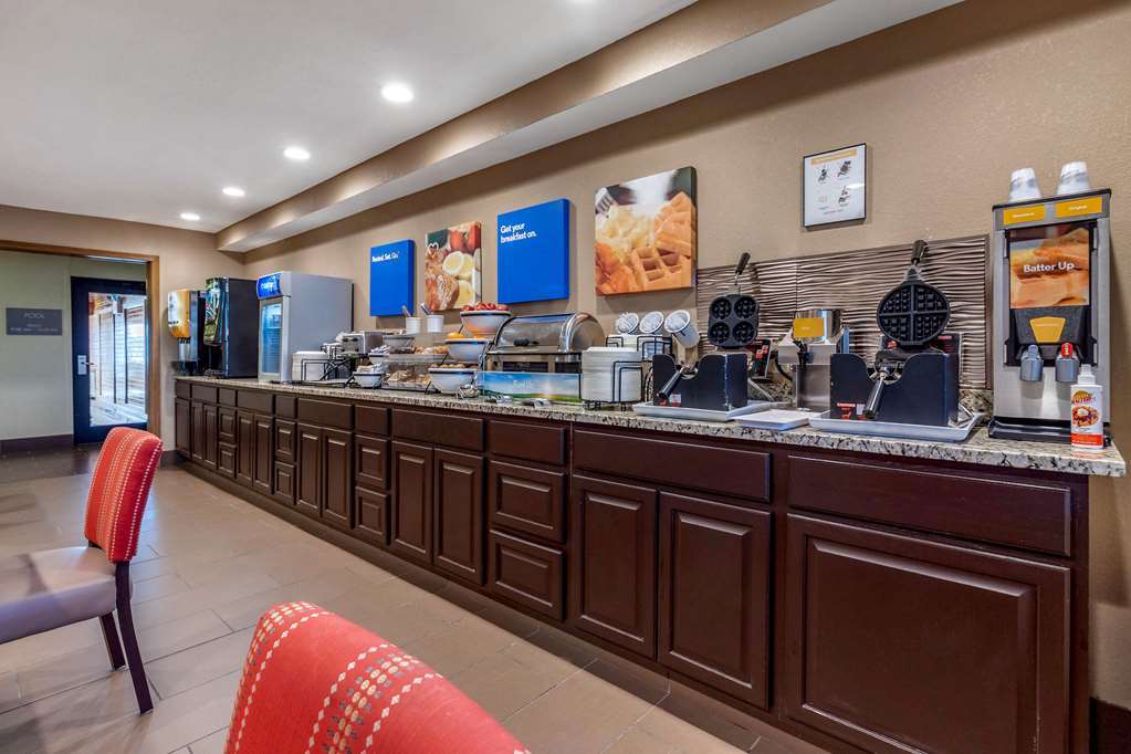Comfort Inn & Suites Hays I-70 Restaurant foto